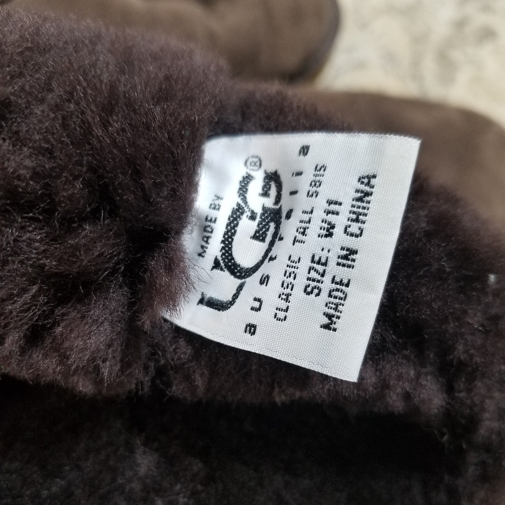 Classic Tall Ugg Boot in Chocolate - Picture 6 of 6